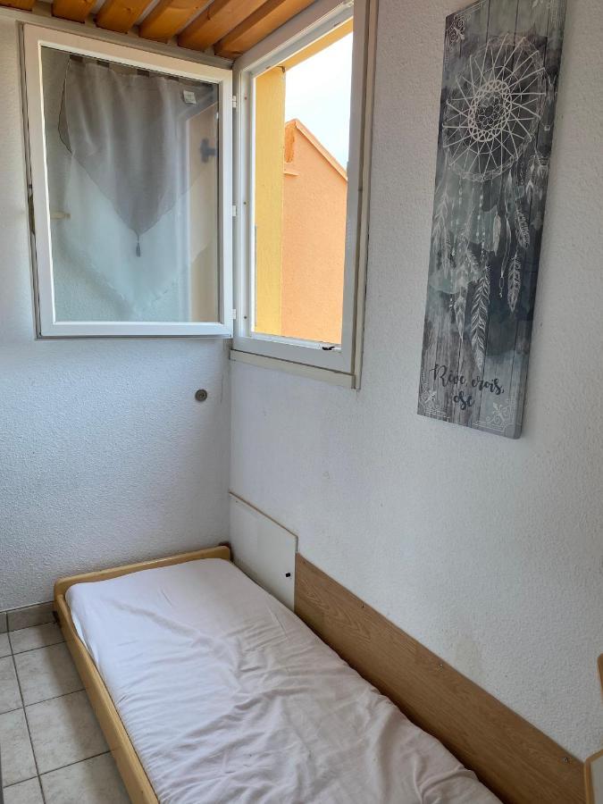 Joli Appartement Mezzanine Avec Parking La Roquille Agde Extérieur photo