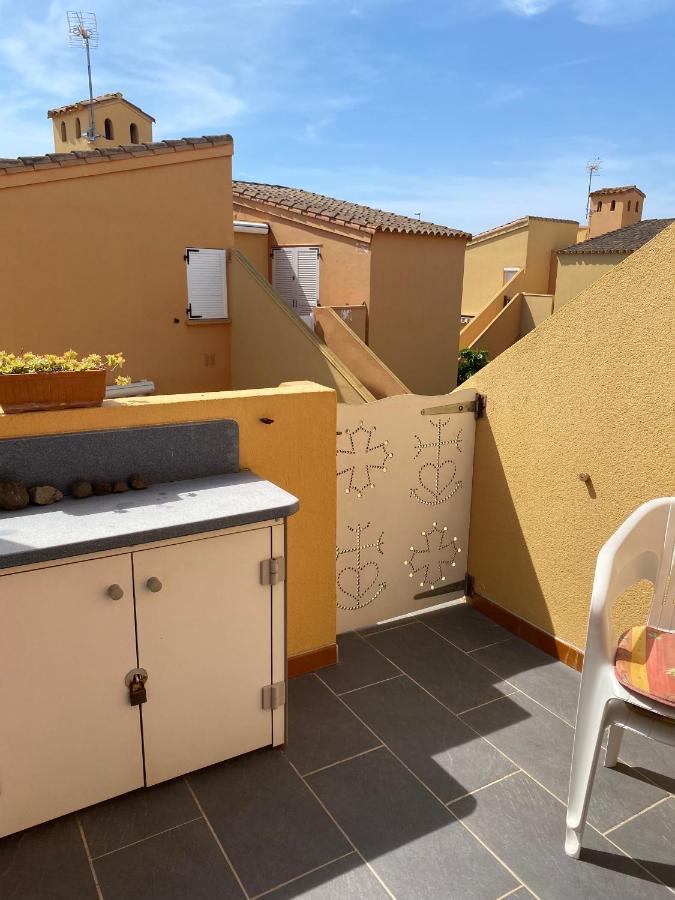 Joli Appartement Mezzanine Avec Parking La Roquille Agde Extérieur photo